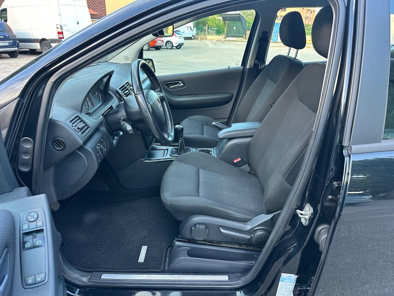 Mercedes-benz A 160 CDI BlueEFFICIENCY Executive