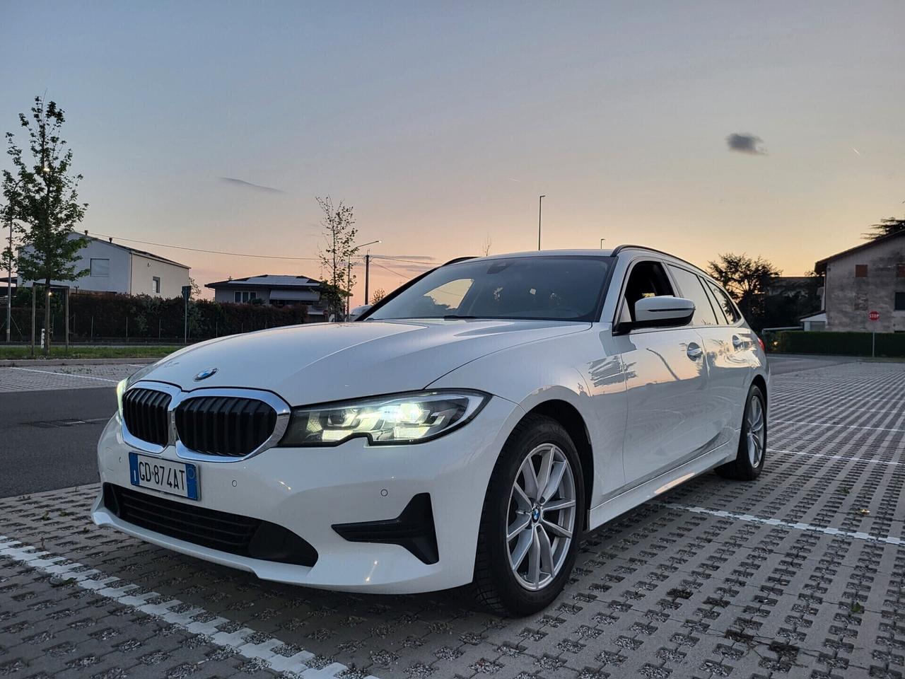 BMW 318D Tetto Panoramico