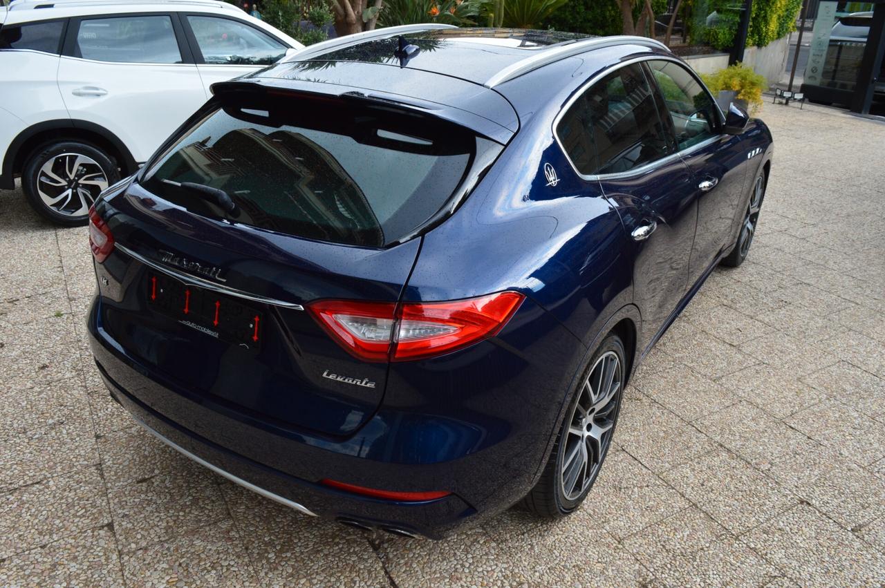 Maserati Levante V6 Diesel 275 CV AWD Granlusso