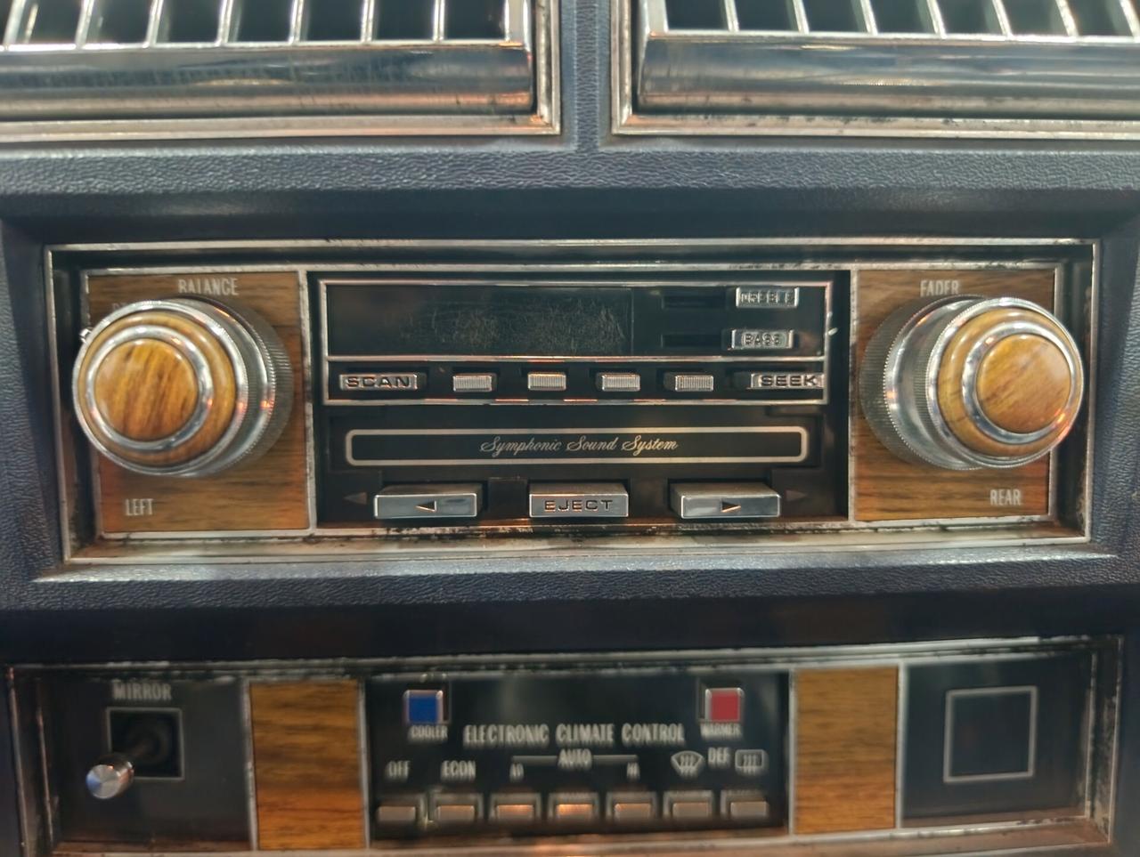 Cadillac Brougham Fleetwood 4.1 V6 1981