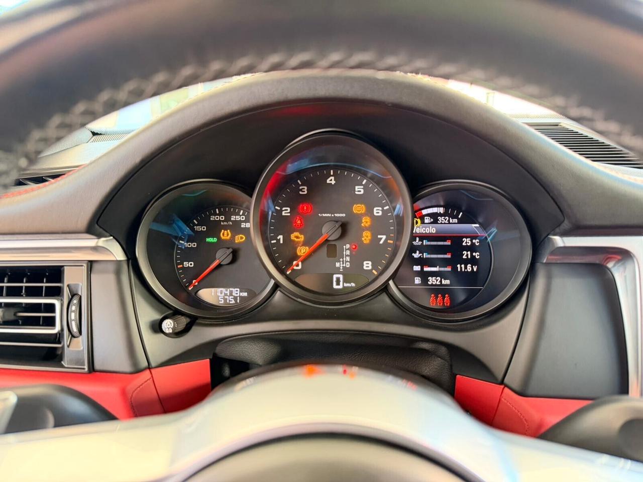 Porsche Macan 2.0 245CV PDK