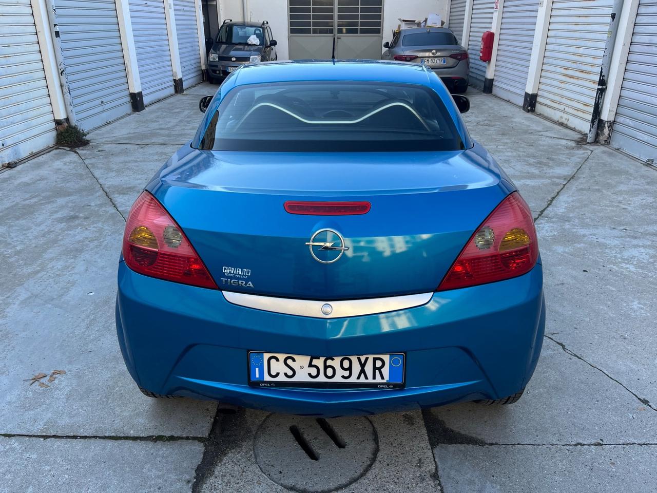Opel Tigra TwinTop 1.4 16V Sport CABRIO