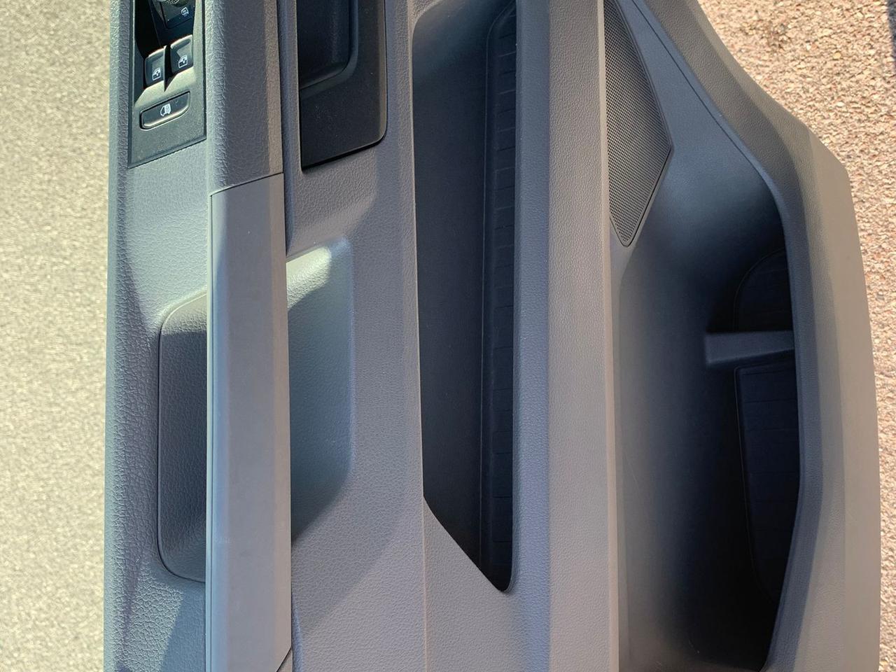 Volkswagen T6.1 Transporter t6.1 28 2.0 tdi 110cv business p.c.