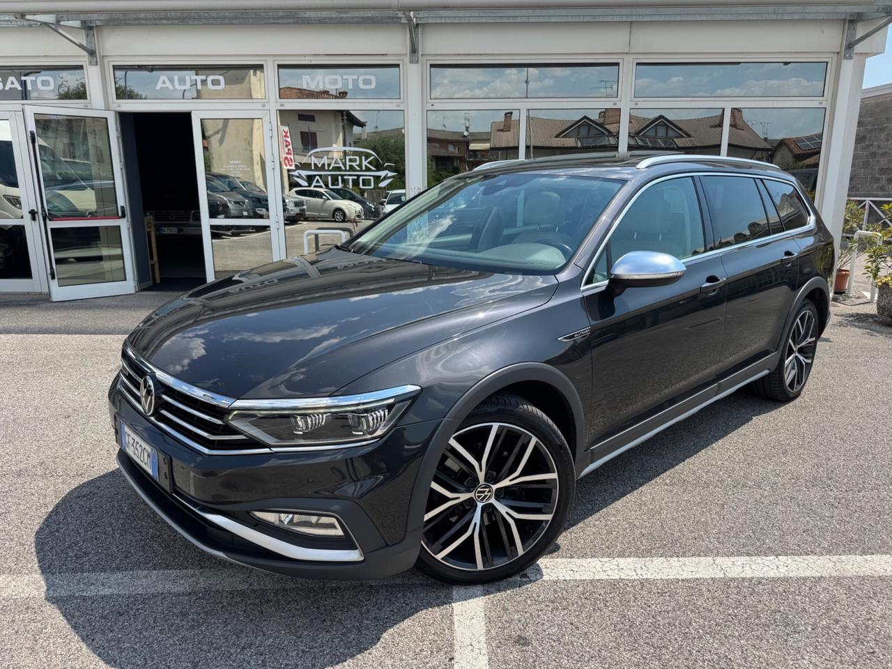 Volkswagen Passat Variant 2.0 TDI SCR 200 CV 4MOTION DSG Executive