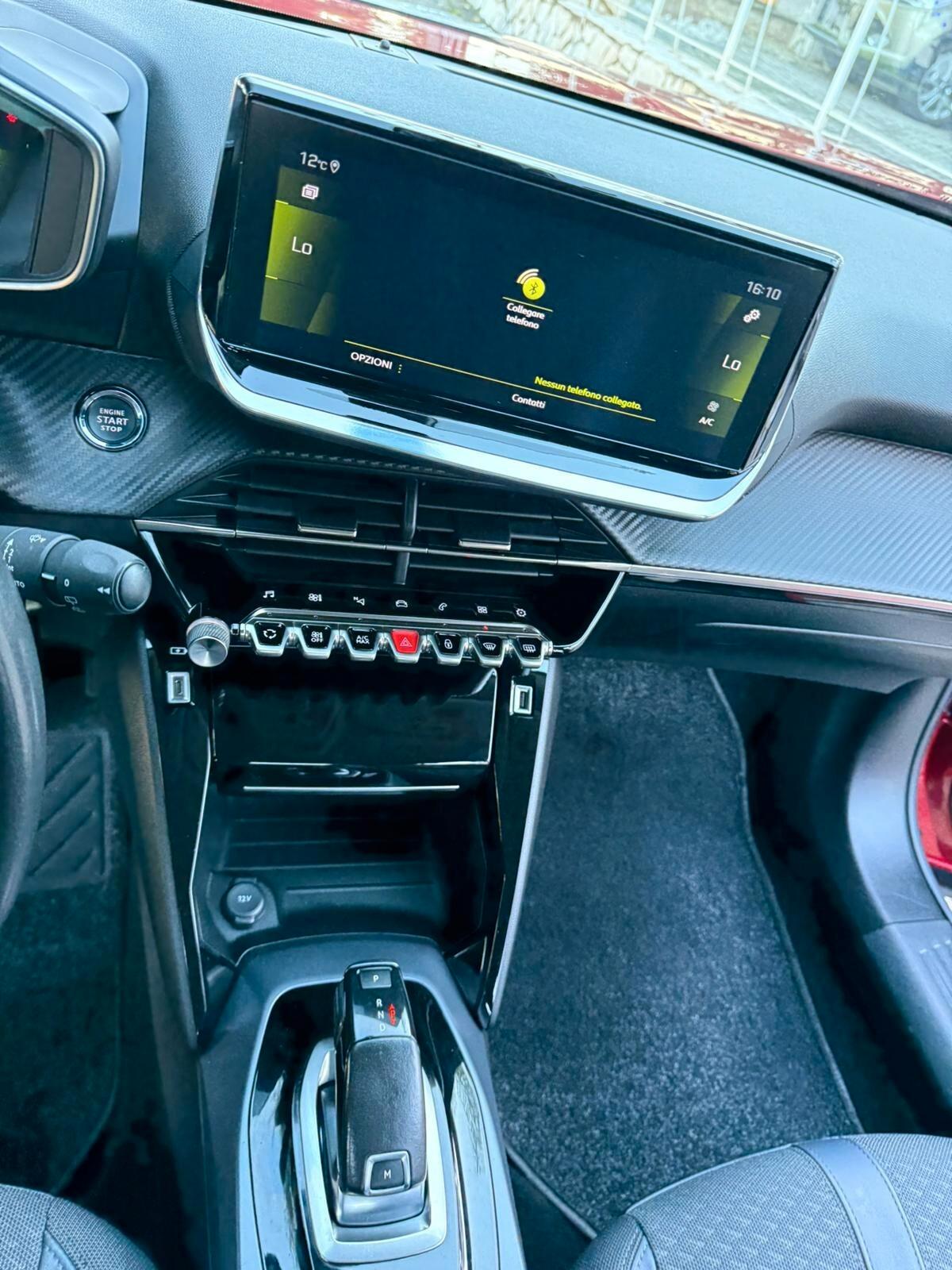 Peugeot 2008 PureTech 130 S&S EAT8 Allure