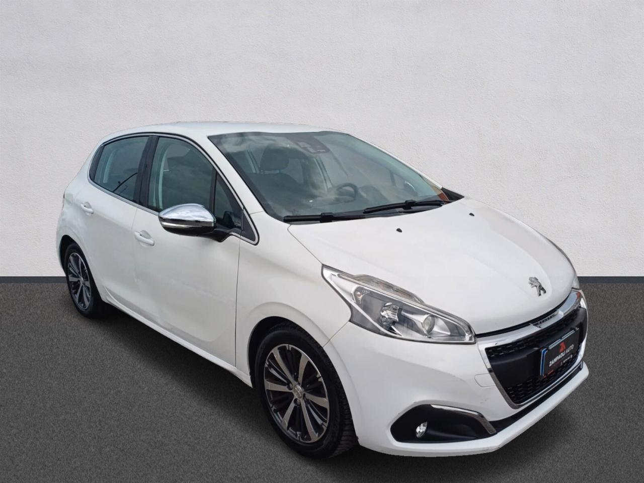 Peugeot 208 PureTech 82 5 porte Allure