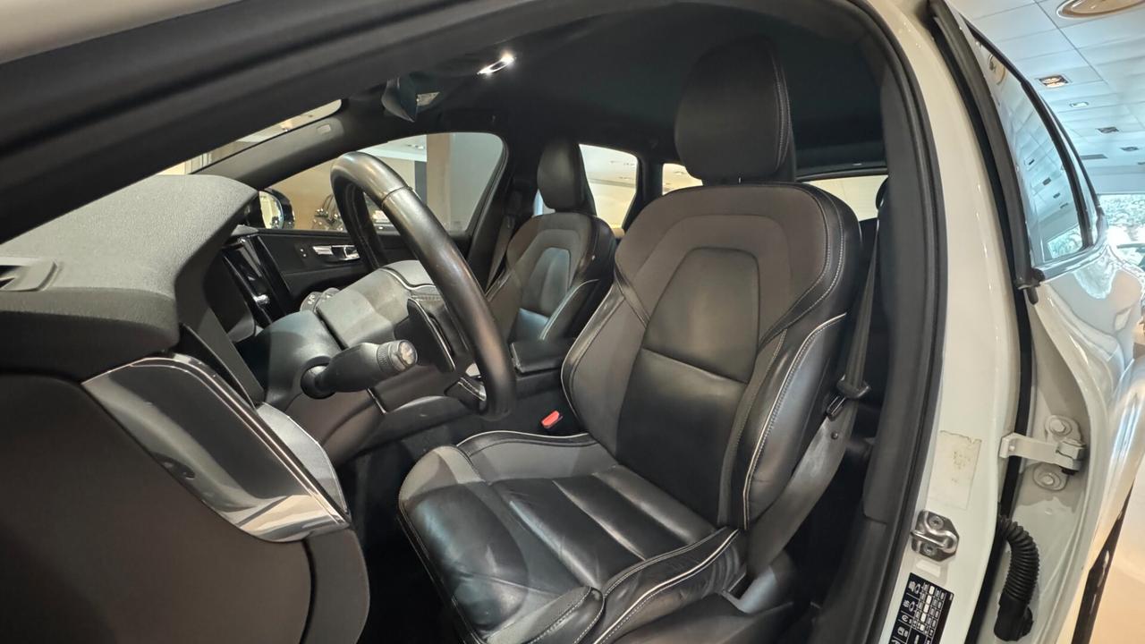 Volvo XC 60 197 CV - 2020