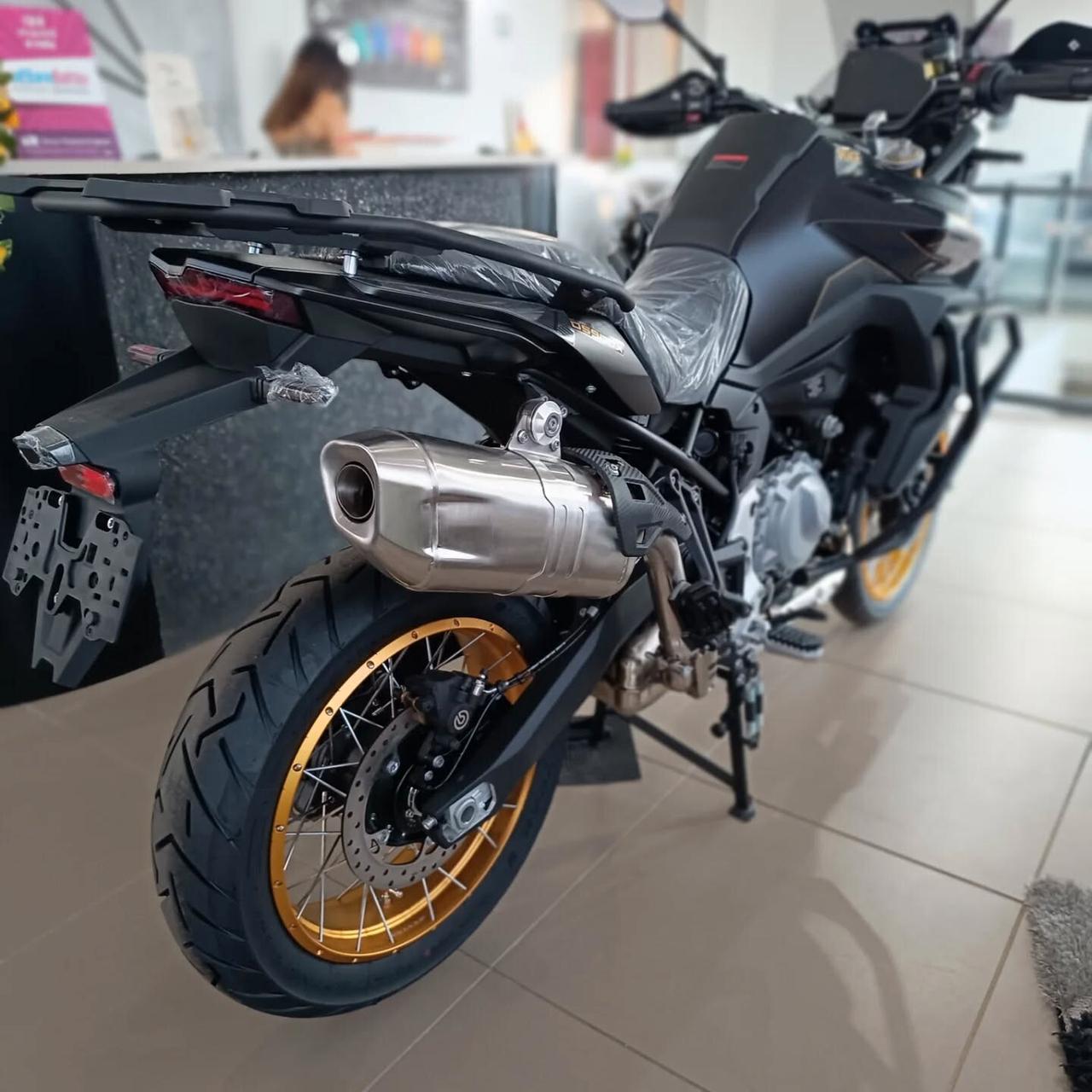 Voge Valico 900 Black Knight PRONTA CONSEGNA!!