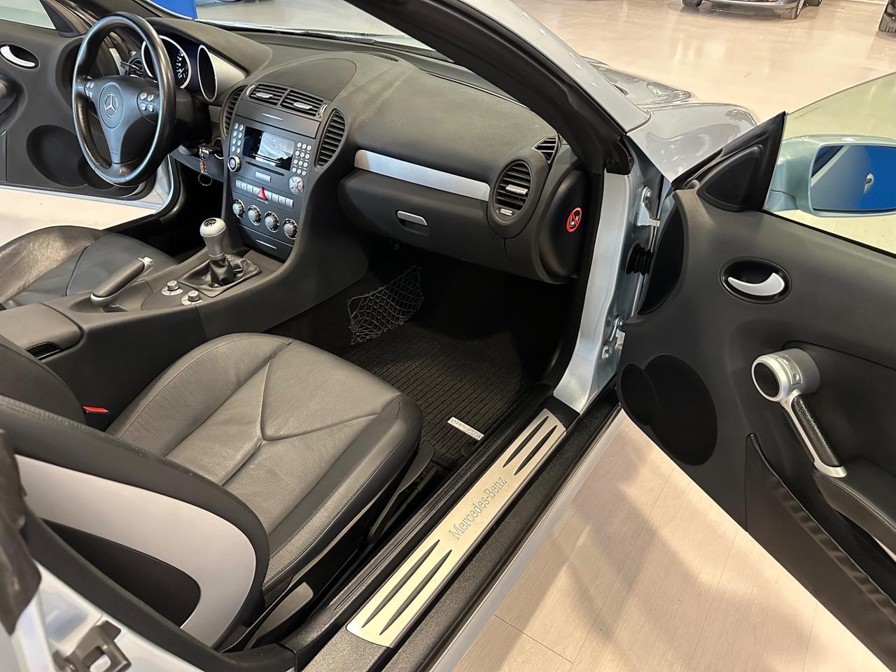 Mercedes-benz SLK 200 *MANUALE*BOOK SERVICE*1 PROPRIETARIO*PRIMA VERNICE