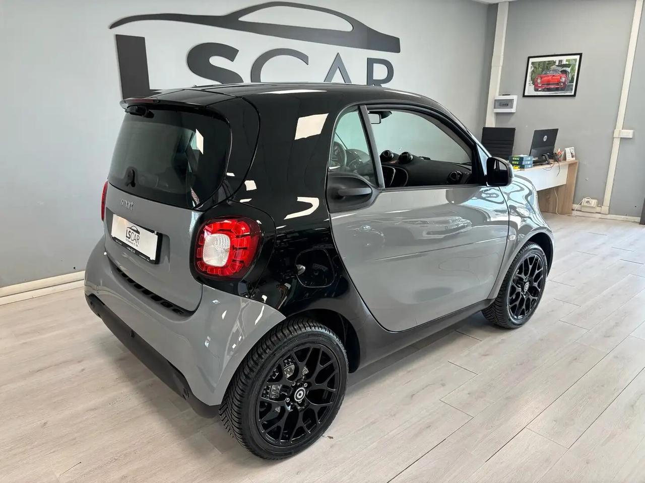 Smart ForTwo 70 1.0 Passion~UniPro~Km e Tagliandi Certificati~Promo Finanziamento~Pronta Consegna