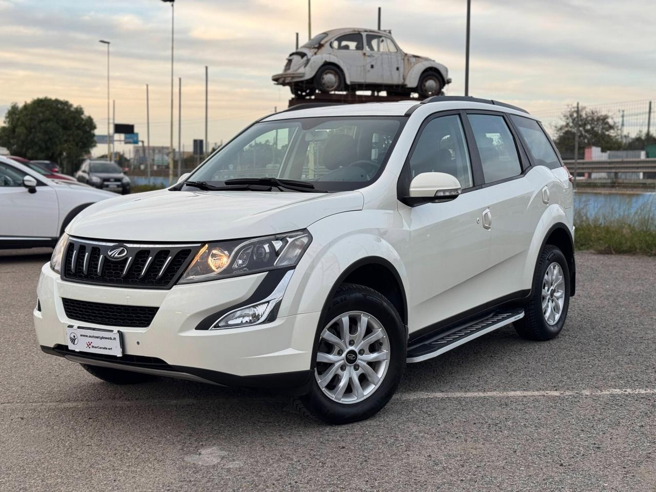 Mahindra XUV500 2.2 16V FWD - 2017