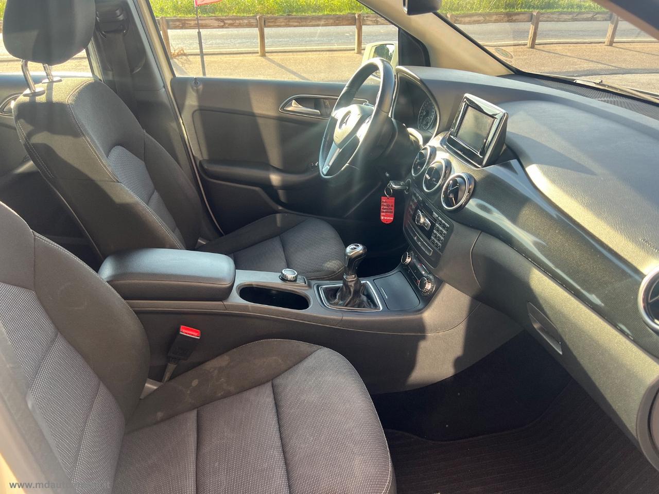 MERCEDES-BENZ B 180 CDI Executive TELECAMERA CERCHI 17