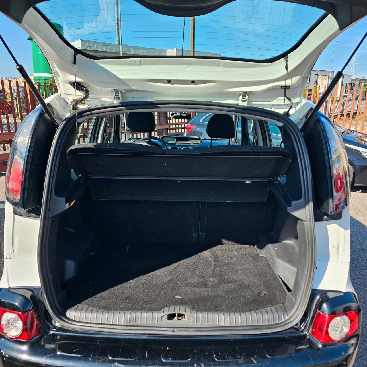 Citroen C3 Picasso 1.4 VTi 95 GPL Limited