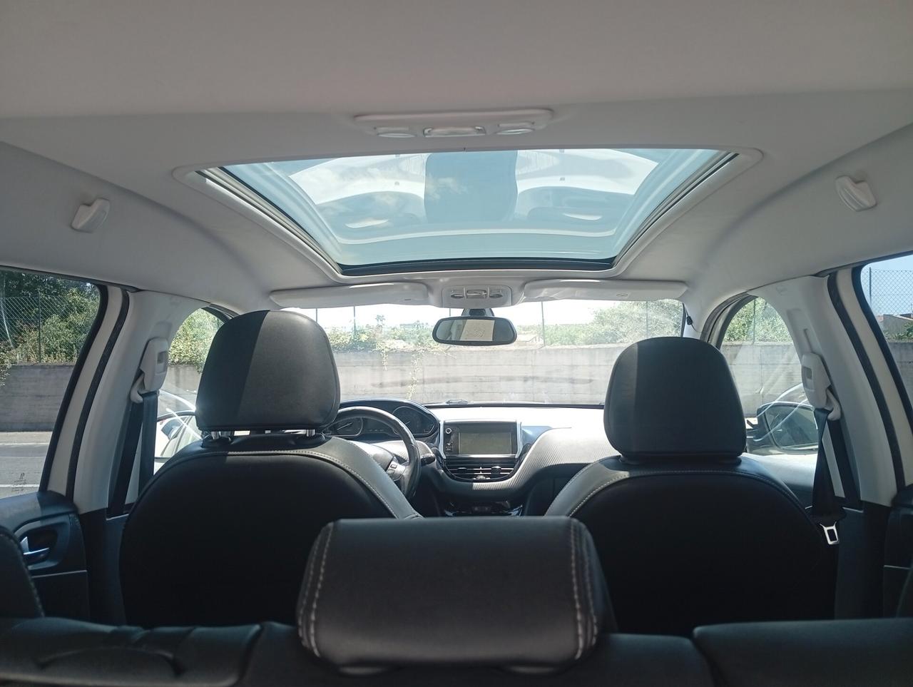 Peugeot 2008 1.6 e-HDi 92 CV Stop&Start Allure