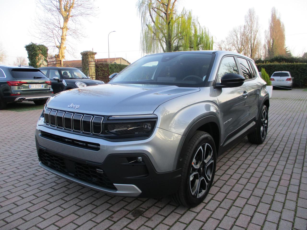 Jeep Avenger 1.2 Turbo MHEV DCT Summit Led/Camera