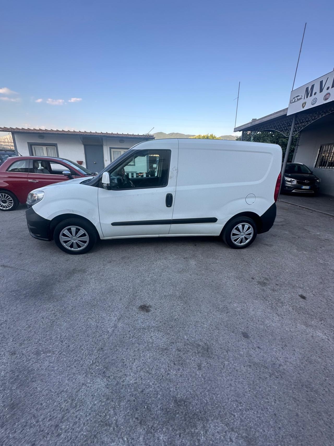 Fiat Doblo coibentato