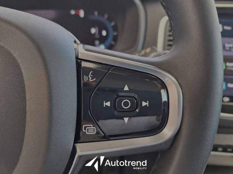 Volvo XC90 B5 235+14 CV AWD Automatica Mild Hybrid 7 posti Core