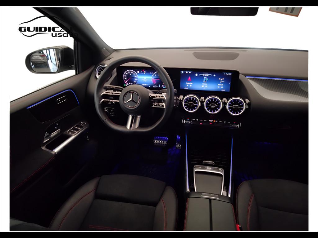 Mercedes-Benz Classe B - W247 2023 - B 180 d AMG Line Advanced Plus auto