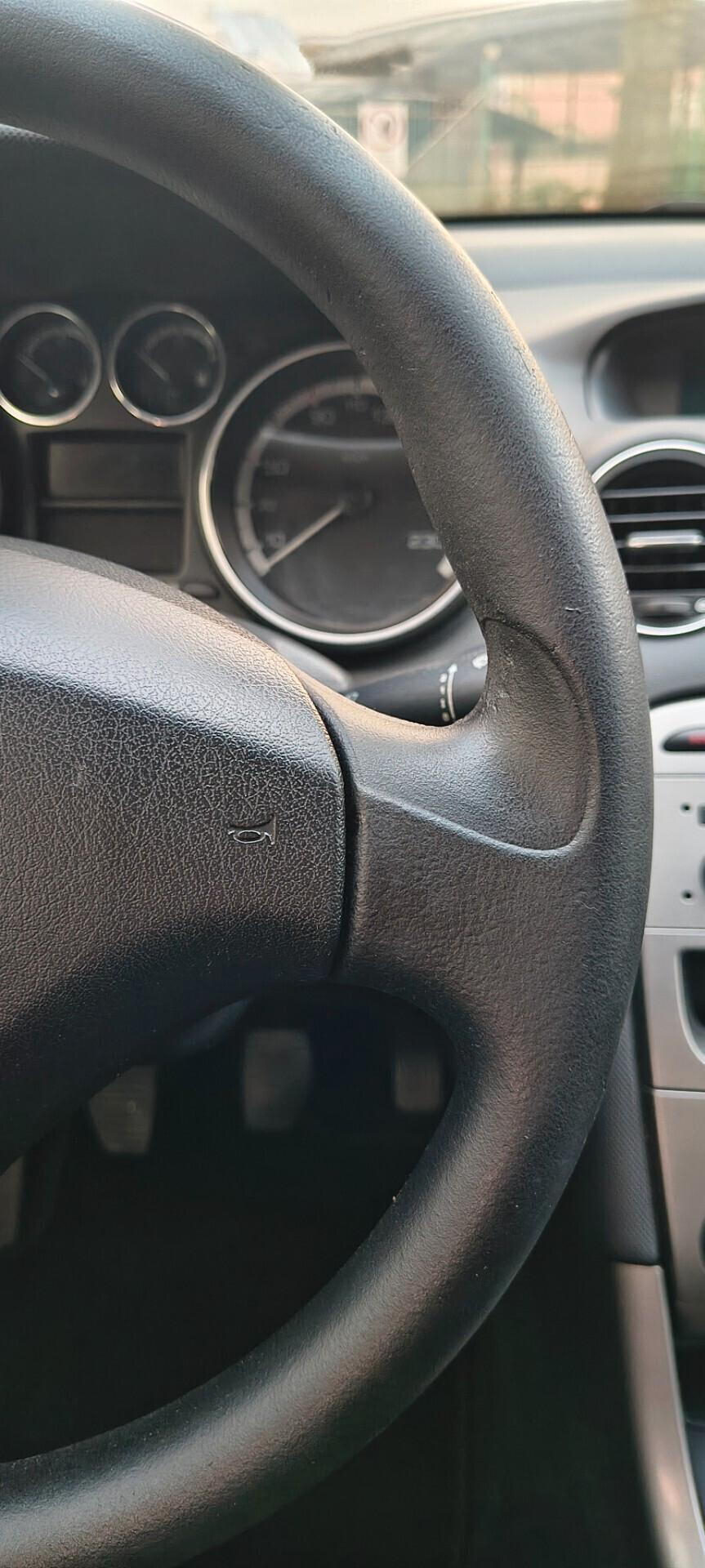 Peugeot 308 1.6 8V e-HDi 112CV Stop&Start SW Active