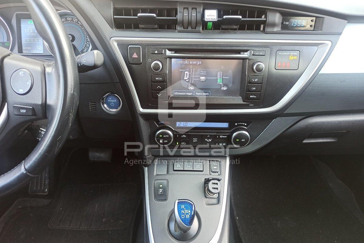 TOYOTA Auris Touring Sports 1.8 Hybrid Active Plus