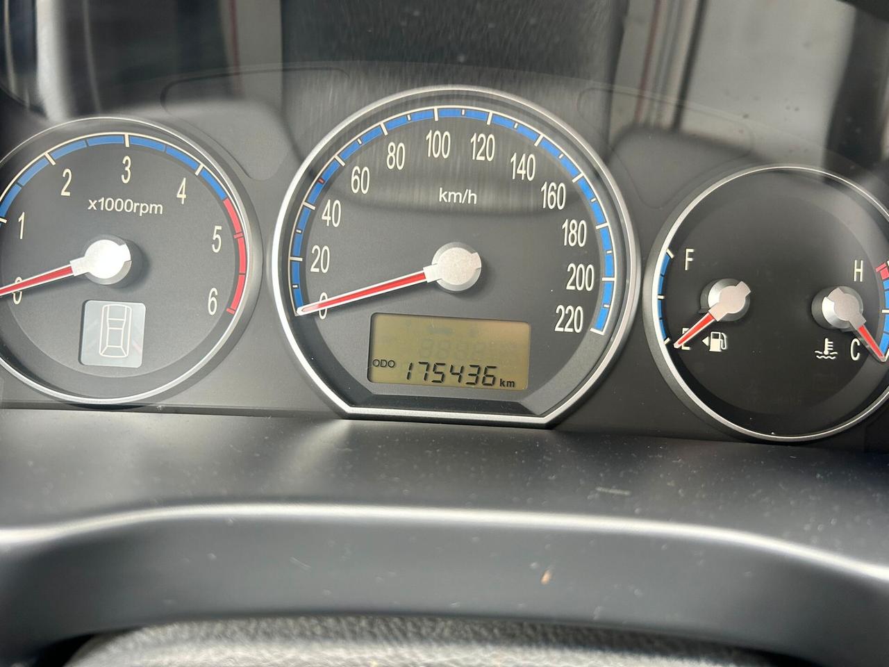 Hyundai Santa Fe 2.2 CRDi VGT Dynamic Top 7 p.ti