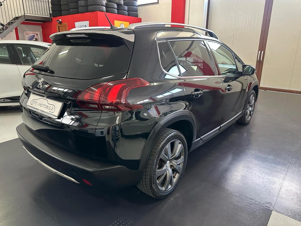 Peugeot 2008 BlueHDi 100 Allure