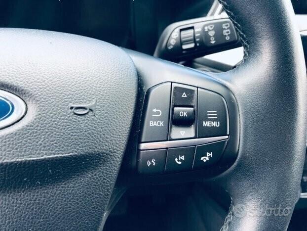 Ford Kuga 1.5 120CV AUTOM- NAVI-TELECAM-TITANIUM