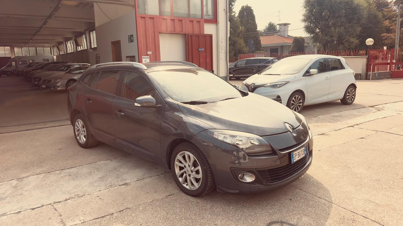 Renault Megane Mégane 1.5 dCi 110CV Start&Stop ESM SporTour BOSE