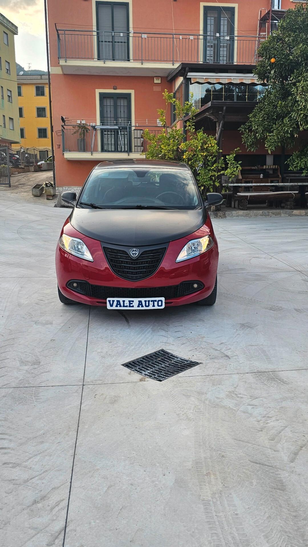 Lancia Ypsilon 0.9 TwinAir 85 CV 5 porte S&S DFN 30th Anniversary