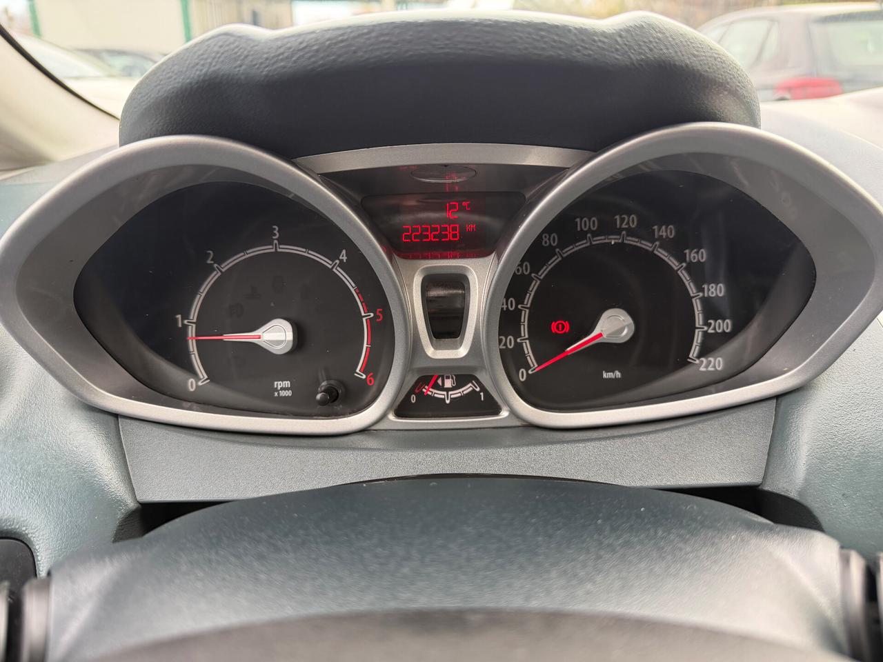 Ford Fiesta 1.4 TDCi 5p. Titanium