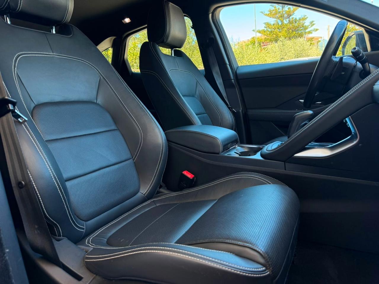 Jaguar E-Pace 2.0D 150 CV AWD aut. R-Dynamic S