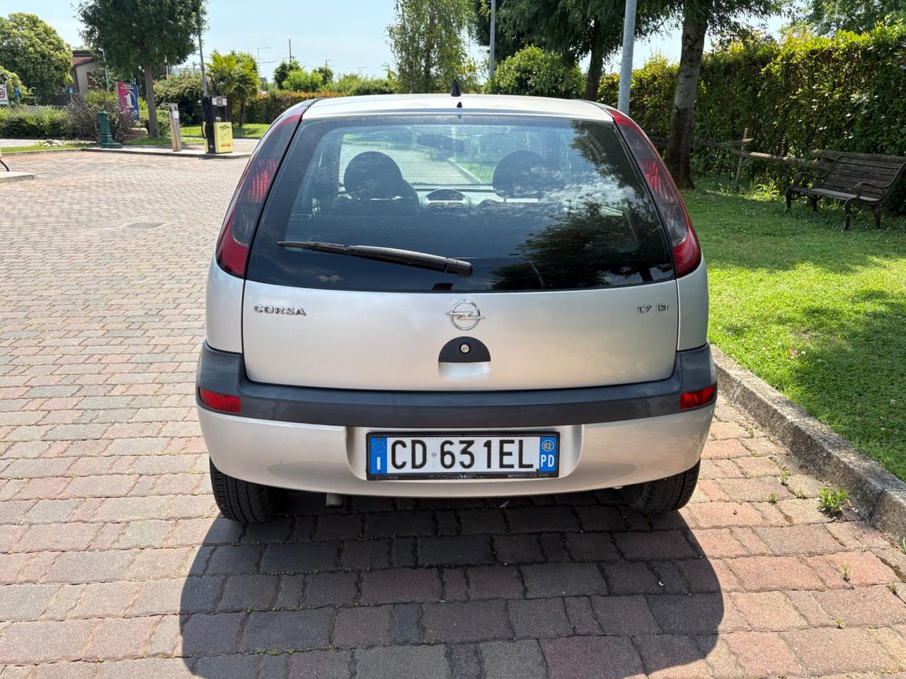 Opel Corsa 1.7 16V DI cat 5 porte