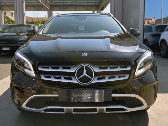 MERCEDES-BENZ GLA 200 d Automatic Sport