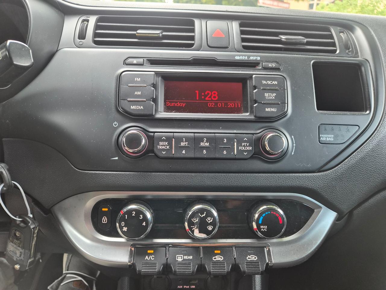 Kia Rio 1.1 CRDi WGT 5p. EX PLUS
