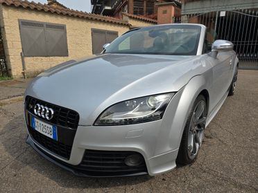 Audi TTS Roadster 2.0 tfsi quattro 272cv C. MANUALE