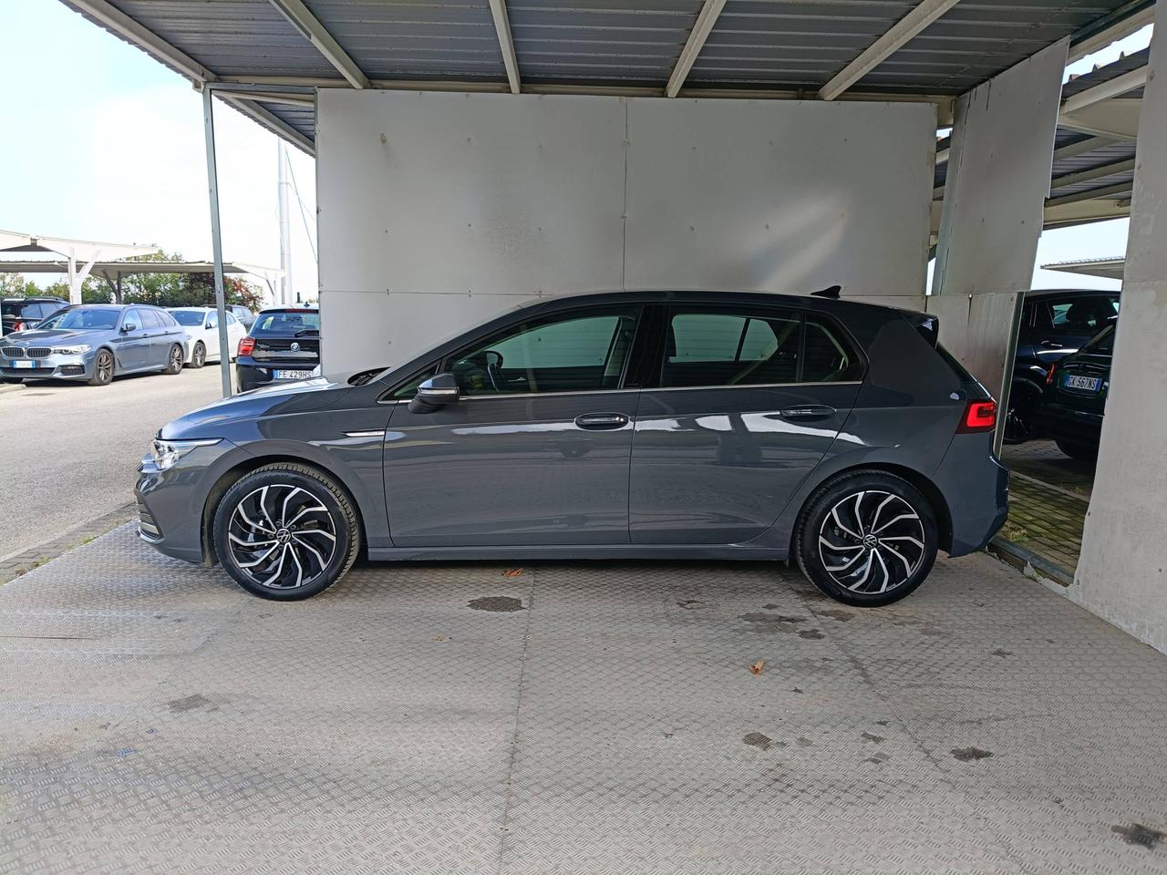VOLKSWAGEN Golf VIII 2020 - Golf 2.0 tdi Style 150cv dsg