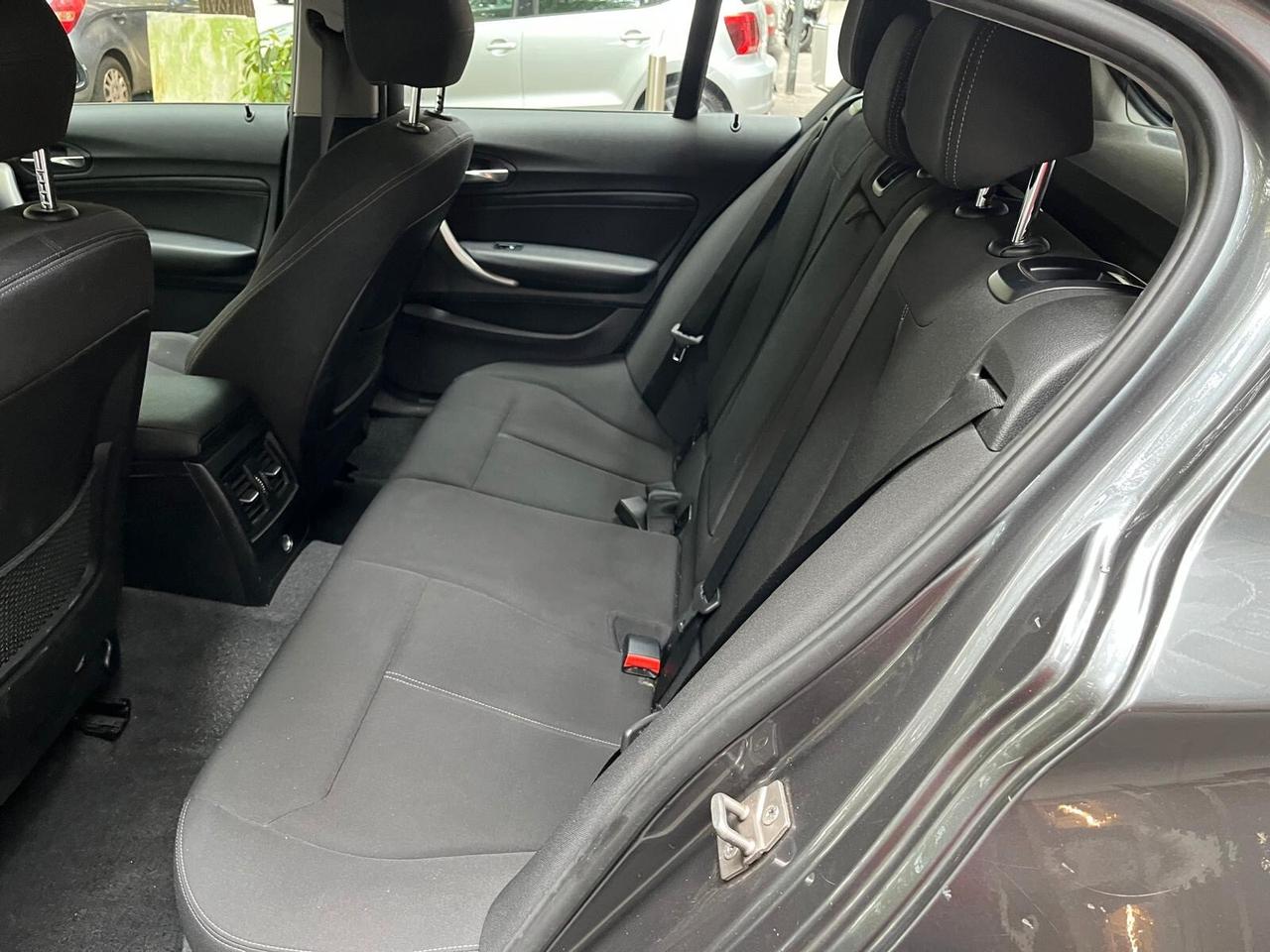 Bmw 118 116d 5p. Sport