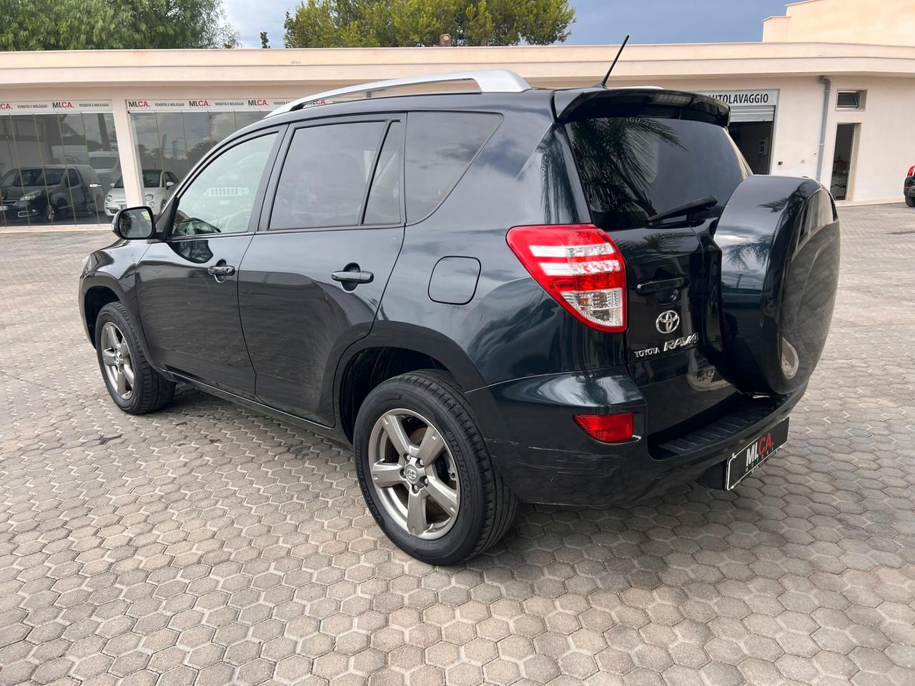 Toyota RAV 4 RAV4 Crossport 2.2 D-4D 150 CV Lounge