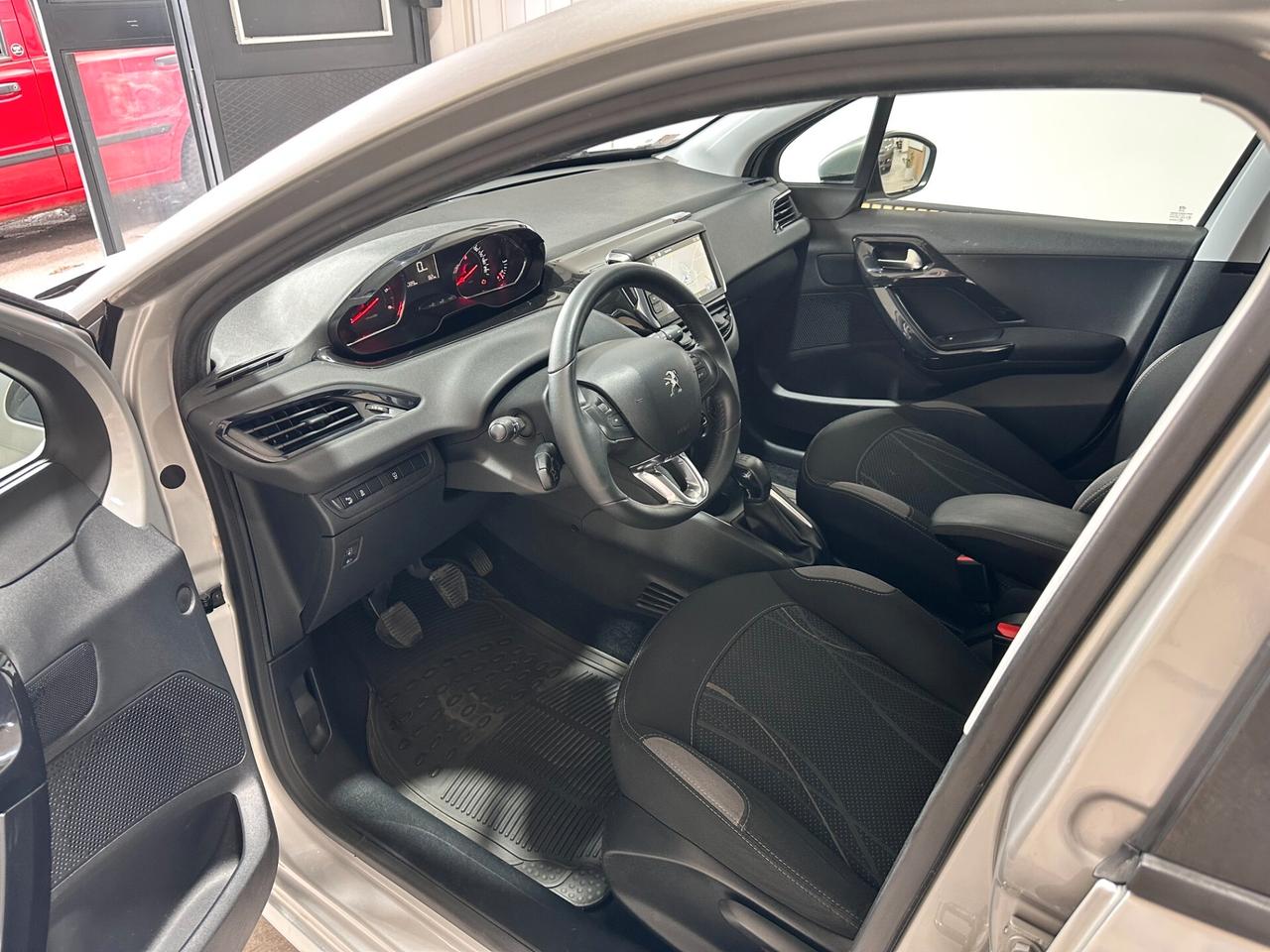 Peugeot 208 1.4 HDi 75cv 5 porte - UNICO PROP - PERFETTA