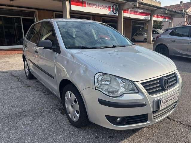 Volkswagen Polo Polo IV 2005 5p 1.2 United 70cv