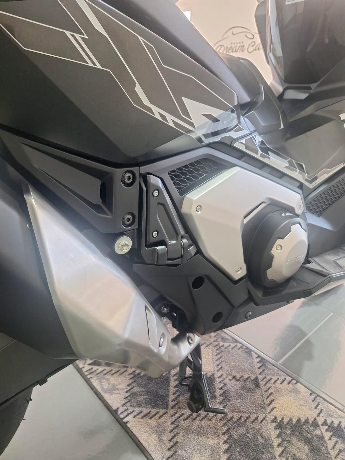 Honda X-ADV 750 2024
