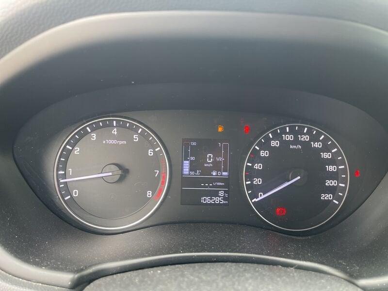 Hyundai i20 II 2015 5p 1.2 Login econext 84cv