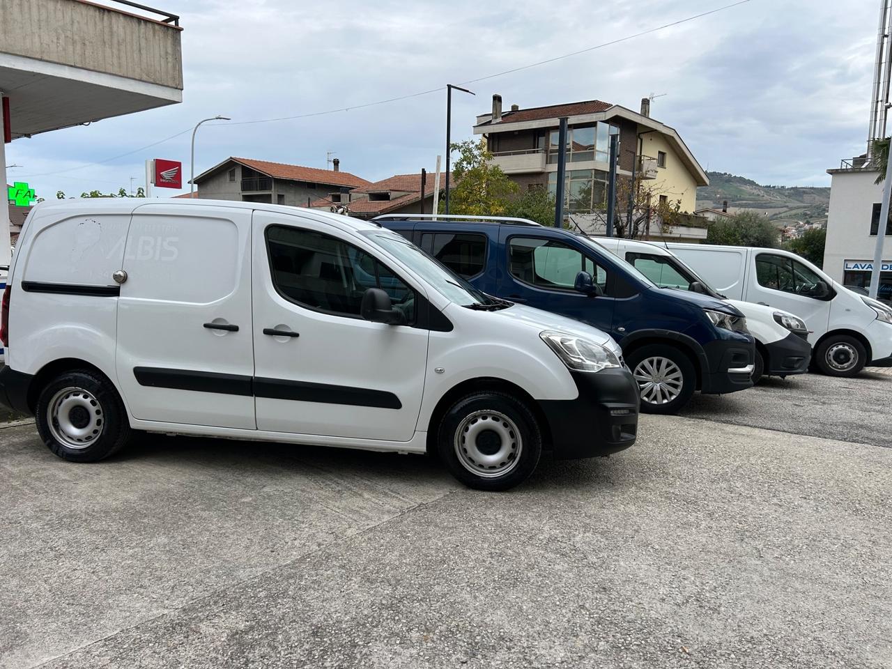 Peugeot PARTNER 1.6 HDI 3 POSTI “ COME NUOVO”