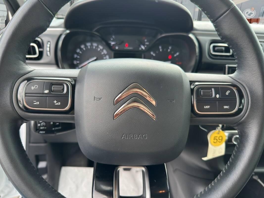 Citroen C3 1.2 puretech Shine 83cv con Telecamera e CarPlay