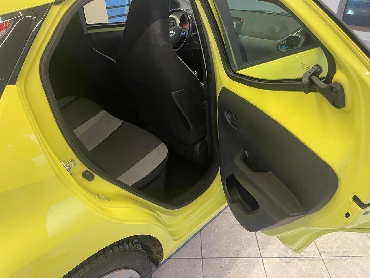 TOYOTA AYGO