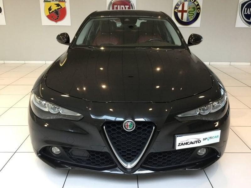 Alfa Romeo Giulia 2.2 Turbo MT6 180CV Super