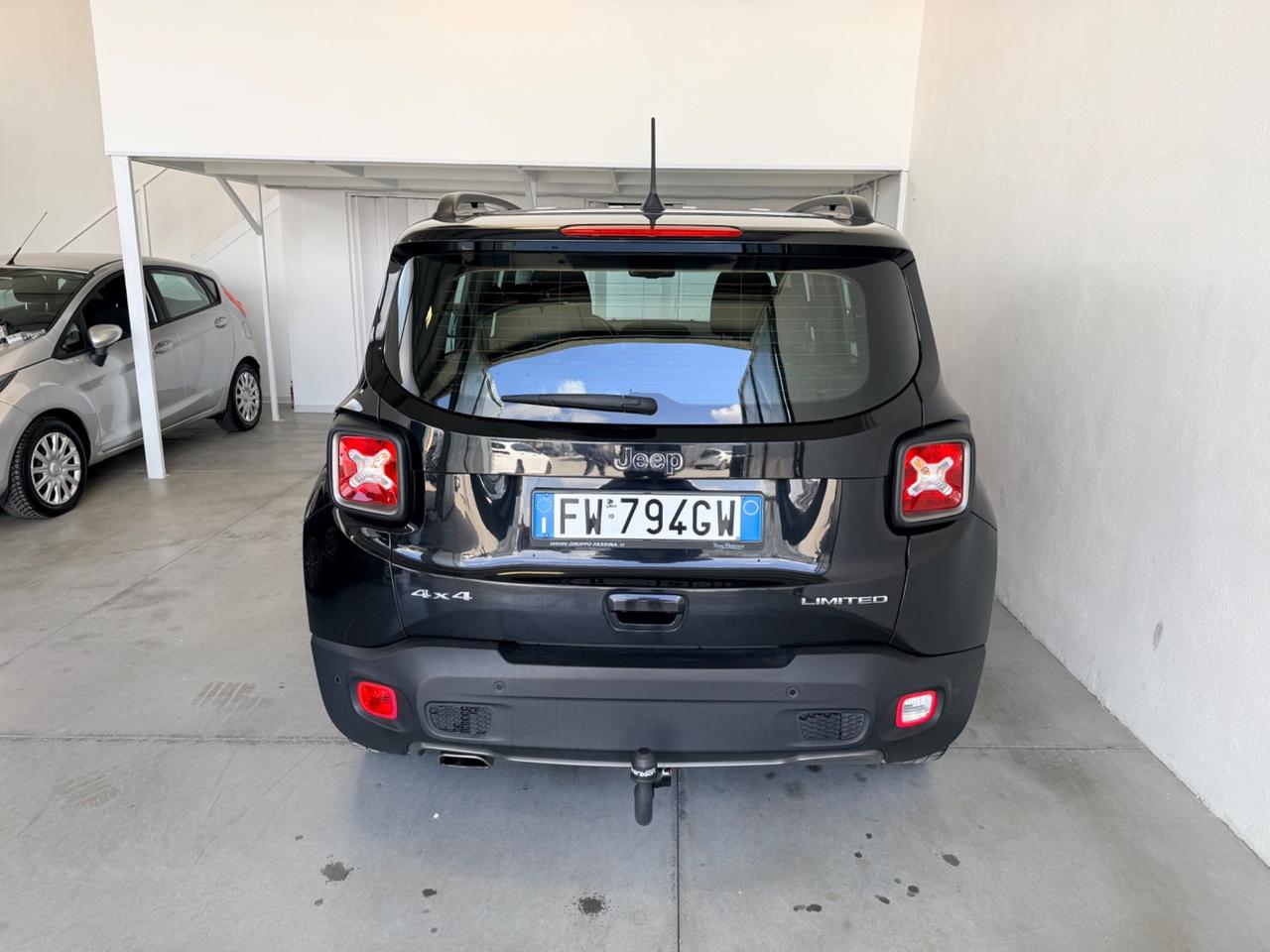 Jeep Renegade 2.0 Mjt 140CV 4X4 Limited Uconn 8.4
