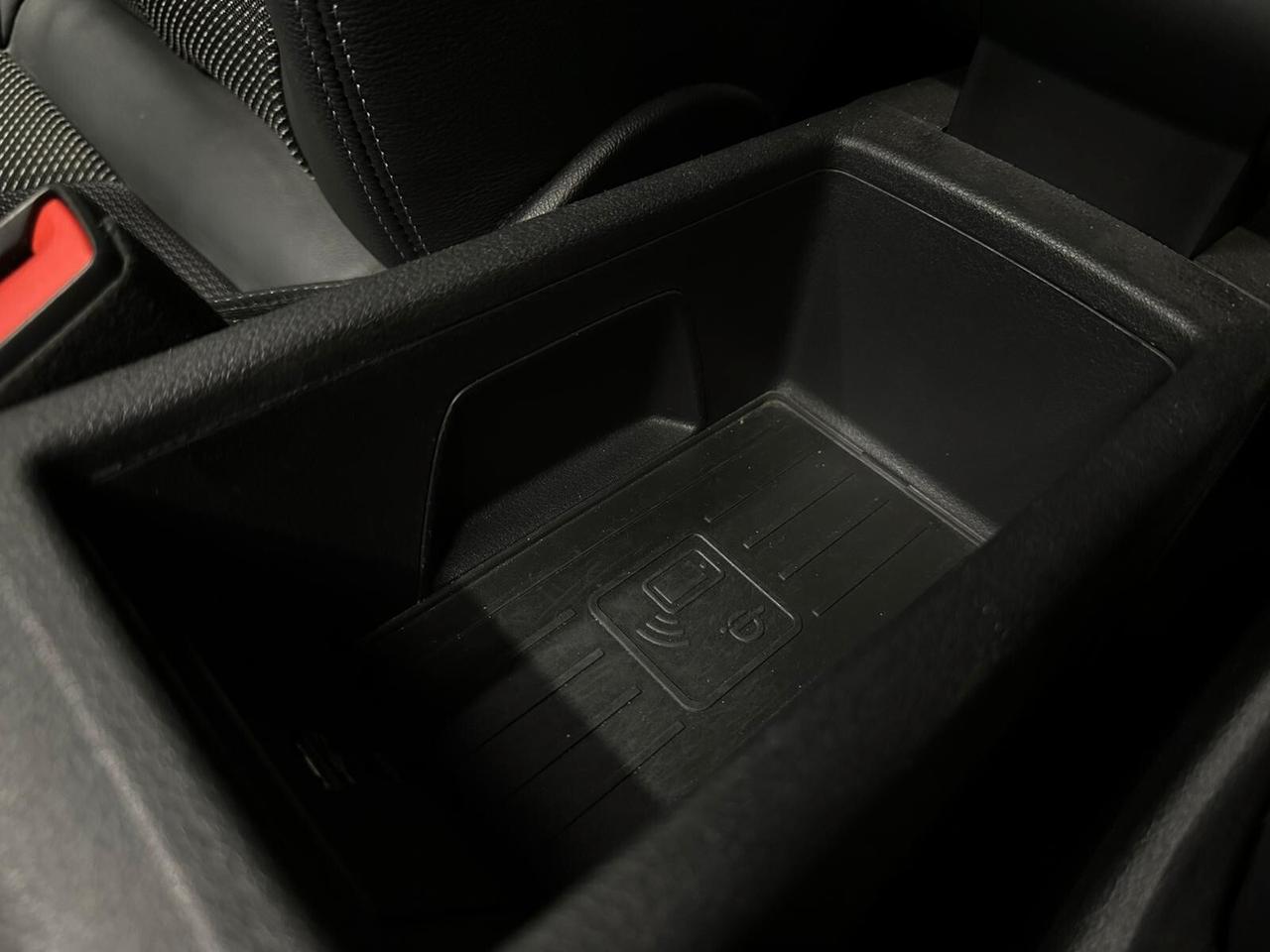 Audi Q2 Identity Black S-Line Virtual Bang&Olufsen Gancio