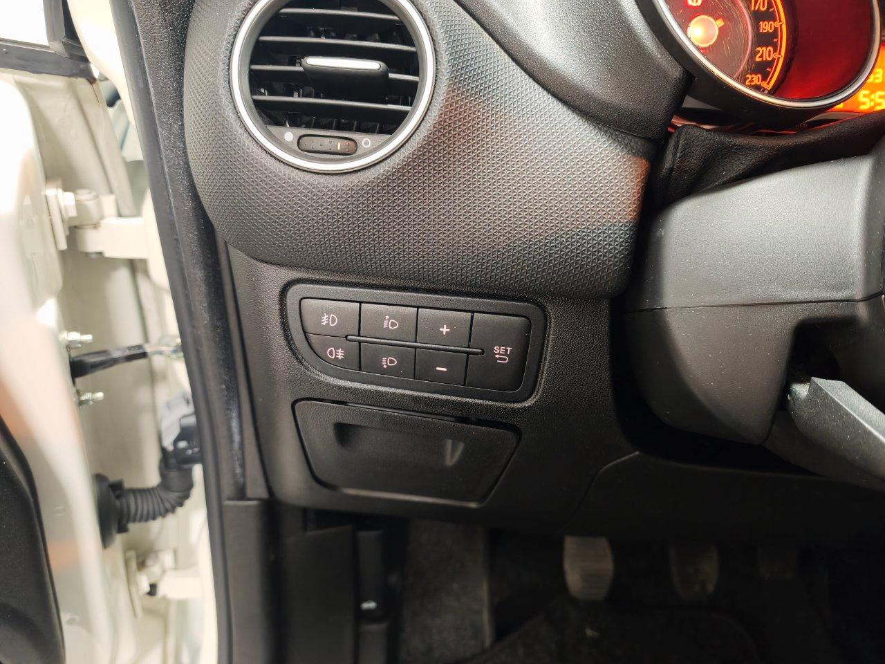Fiat Punto 5 Porte Punto 5p 1.4 easypower Street Gpl E6 LEGGI