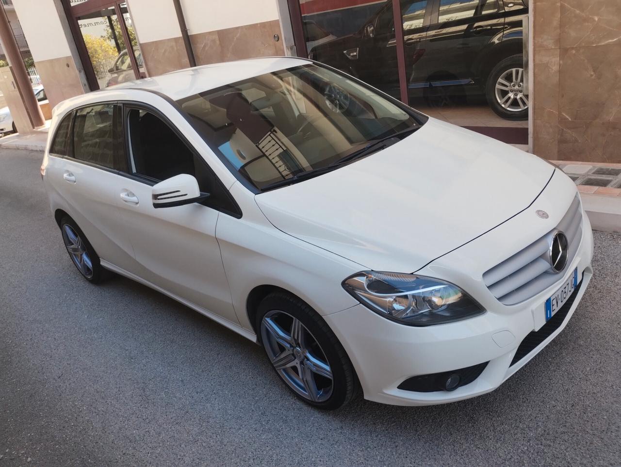 MERCEDES-BENZ B 160 EXECUTIVE – SOSPENSIONE NUOVA – € 8.600